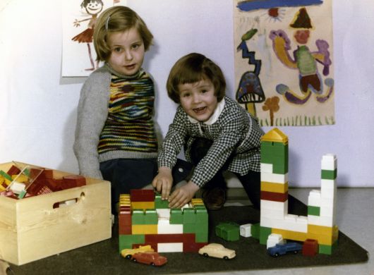 Bernadine links en ik