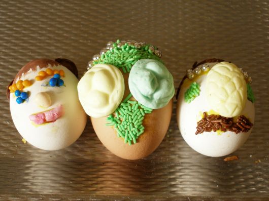 onze paaseieren voor het ontbijt