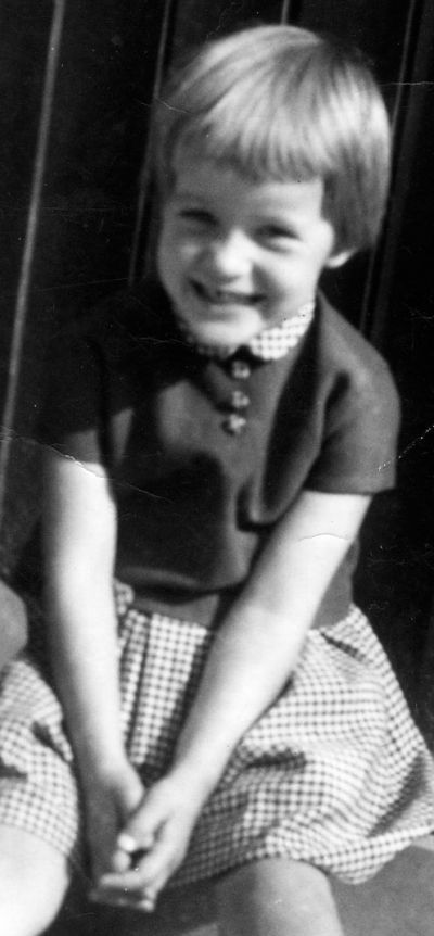 Mariella in de tuin, 4 jaar